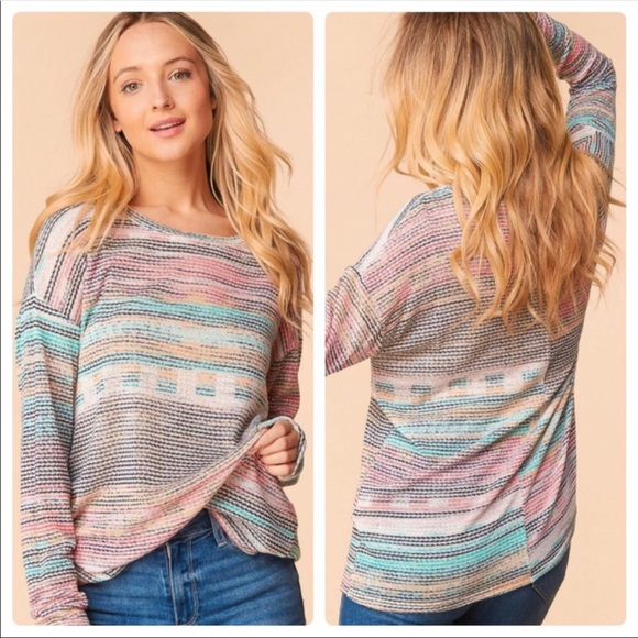 🆕Vintage Hacci Knit Print Top - Picture 1 of 5
